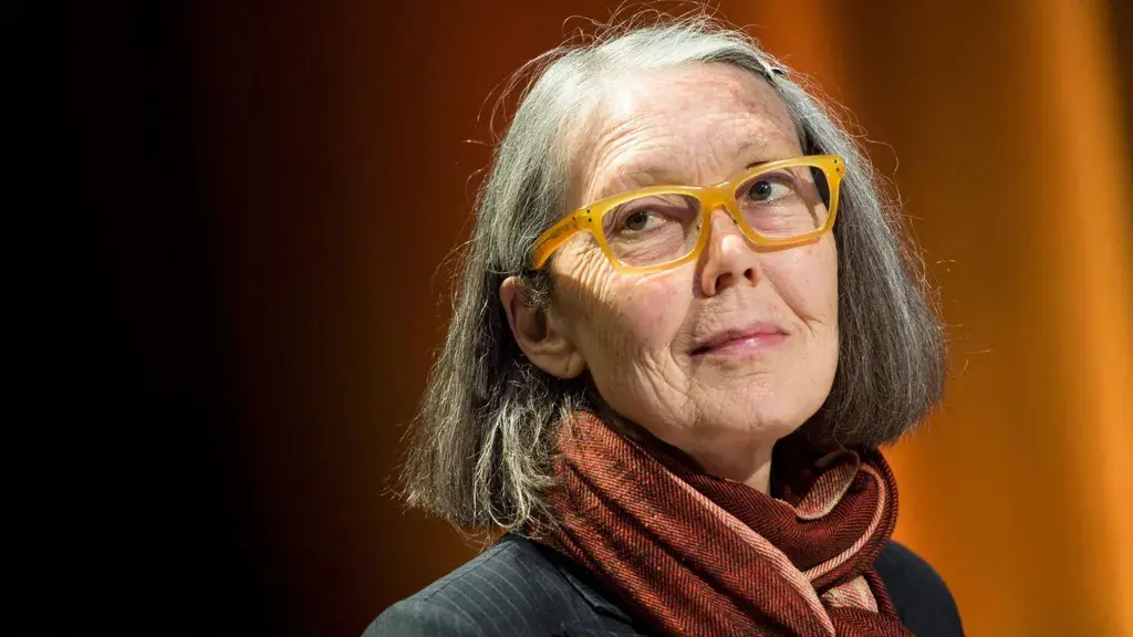 Poetja Anne Carson fiton Çmimin Nobel për Letërsi