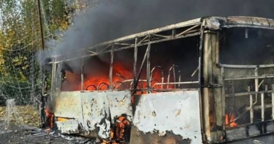 bombat-ajrore-ruse-godasin-dy-autobuse-ne-ukraine-30-te-vrare-dhe-18-te-plagosur