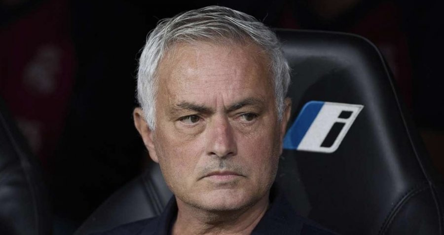 mourinho-uefa-me-vrau-ne-budapest-roma-me-shkarkoi-ate-dite