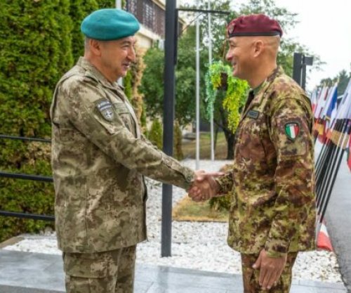 Komandanti i ardhshëm i KFOR-it, Roberto Vergori, takohet me gjeneralin Ulutas