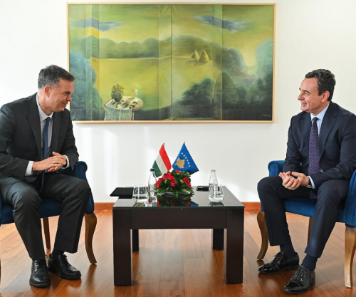 Kurti takohet me ambasadorin e Hungarisë, flasin për marrëdhëniet bilaterale