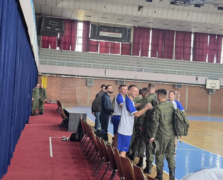 Policia Rajonale e Ferizajt dhe FSK ja forcojnë bashkëpunimin përmes sportit