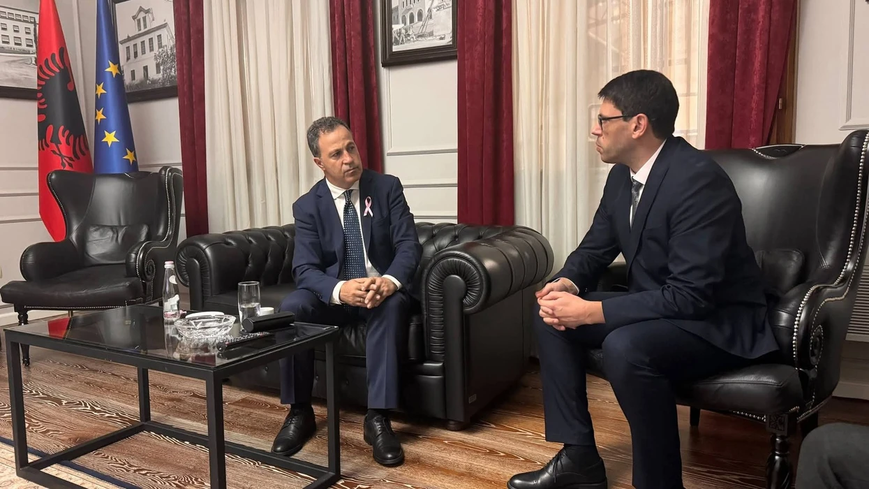 Ferati-Peleshi: Marrëdhëniet Shqipëri–Maqedoni e Veriut, çelës për avancimin e bashkëjetesës dhe bashkëpunimit