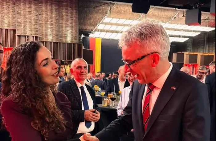 Osmani mori pjesë në shënimin e 36-vjetorit të bashkimit të Gjermanisë me ambasadorin Rudolph