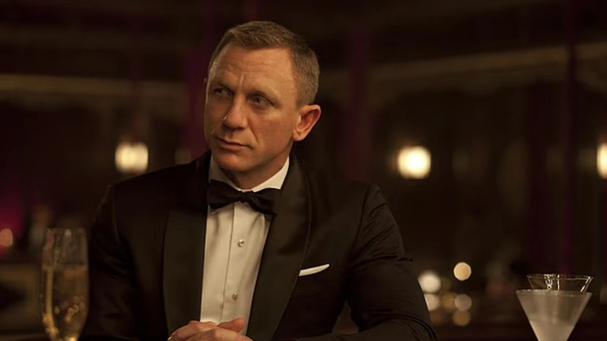 daniel-craig-blen-nje-pub-250-vjecar-ne-londer-lokali-thuhet-se-ka-nje-fantazme