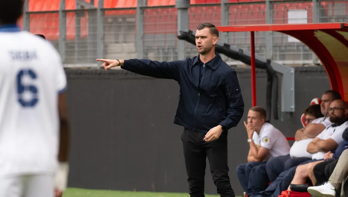 E pabesueshme në Francë, Valenciennes fiton 13-0 dhe më pas e shkarkon trajnerin!