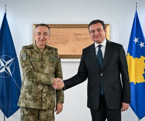 Kurti takim lamtumirës me komandantin e KFOR-it: Ulutash largohet nga Kosova si mik