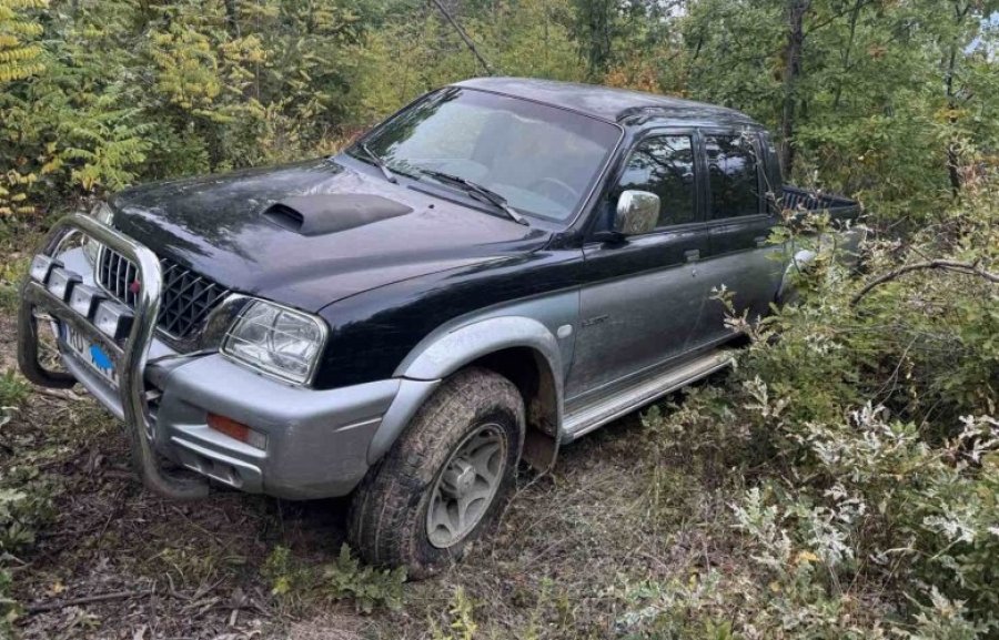 Policia gjen në Vushtrri automjetin e vjedhur në Prizren, ia kthen pronarit