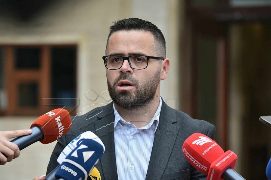 Rexha  Radio Policia  përpjekje për kontrollimin e informacionit