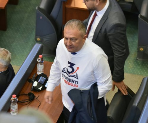 Radulloviqi i drejtohet Listës Serbe: Mund të më vrisni, por jo të më frikësoni