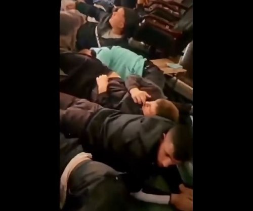 Sali Berisha publikon pamje brenda komisariateve: Trajtim çnjerëzor i studentëve të arrestuar [video] 