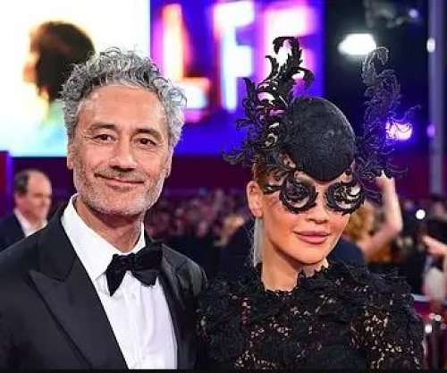 Në premierën e filmit të bashkëshortit, Rita Ora në qendër të vëmendjes