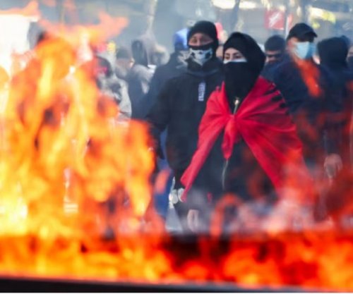 Trazirat shpërthejnë përsëri në protestën antiqeveritare në Tiranë
