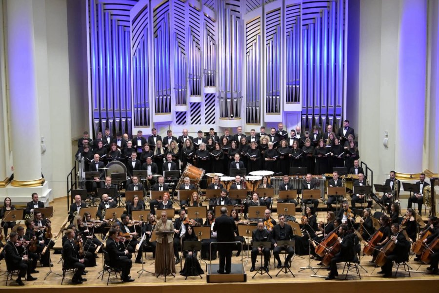 Filharmonia e Kosovës shkëlqen në skenën e Krakovit