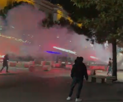 Tensione në protestë, i vihet flaka Ministrisë së Infrastrukturës dhe Energjisë