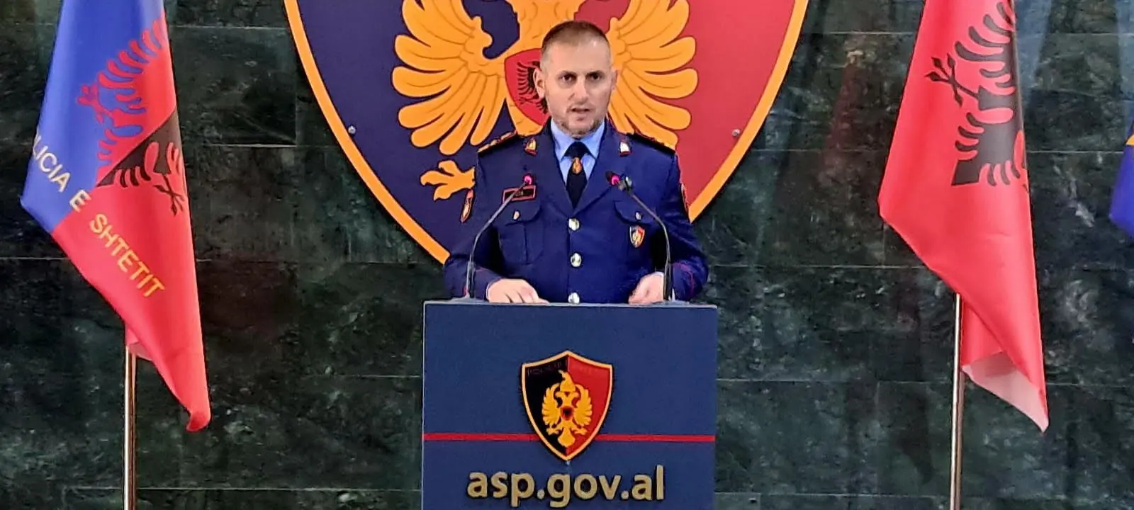 Situata në Tiranë: Lëndohen 10 policë, reagon drejtori i Përgjithshëm