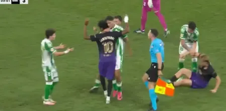 Goditja e Lo Celso ndaj Lamine Yamalit mbeti pa u ndëshkuar