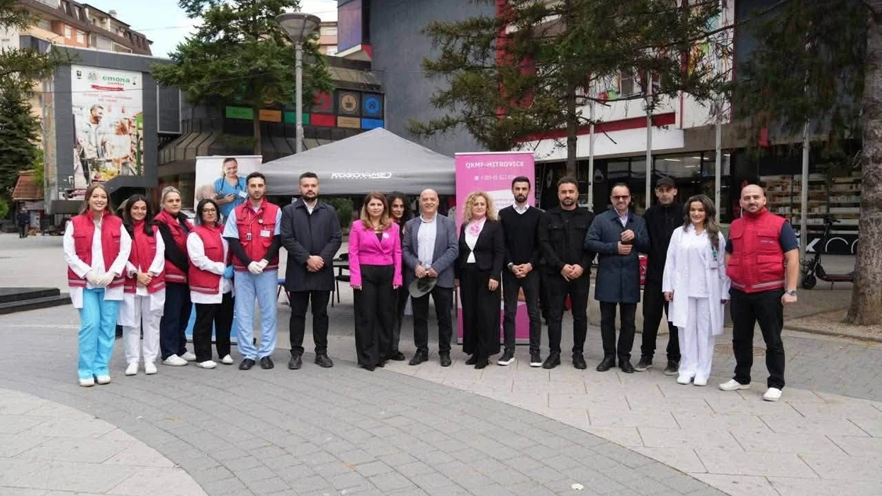 Tetori Rozë në Mitrovicë  institucionet shëndetësore përcjellin mesazhin për parandalimin e kancerit të gjirit