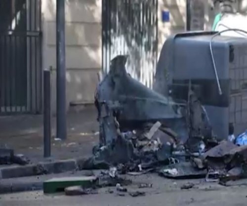 Autoritetet franceze përpiqen të gjejnë zgjidhje për dhunën që ka kapluar vendin