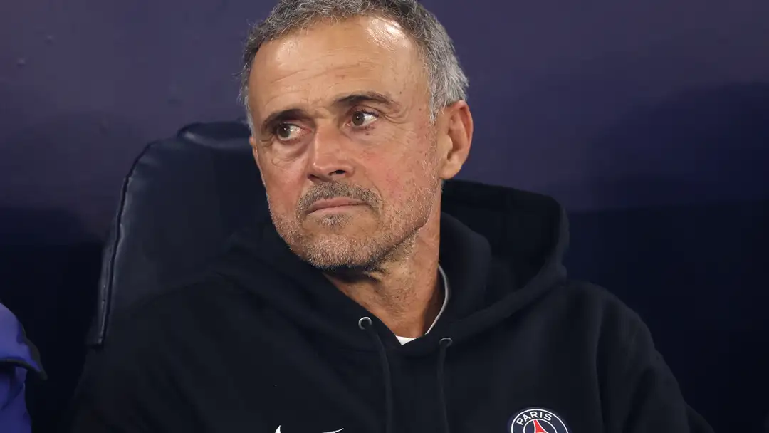 Enrique e pranon: PSG-ja ka një problem kronik para duelit me Barcelonën