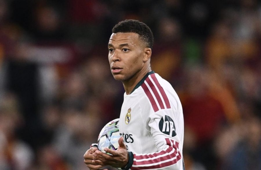Mbappe: “Nuk jam i përsosur dhe mund të gaboj, kush e mendon të kundërtën, nuk shikon televizor”