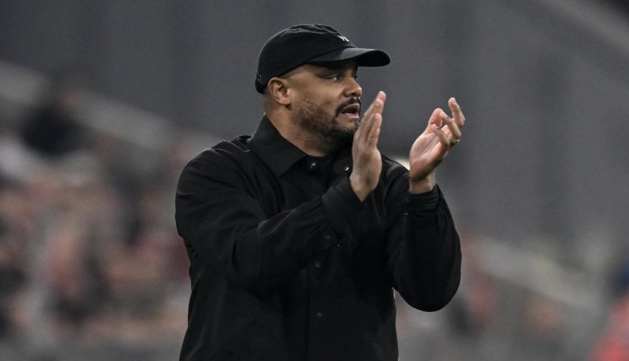 Kompany pësoi lëndim, e ka të vështirë të ecë dhe të qëndrojë në këmbë