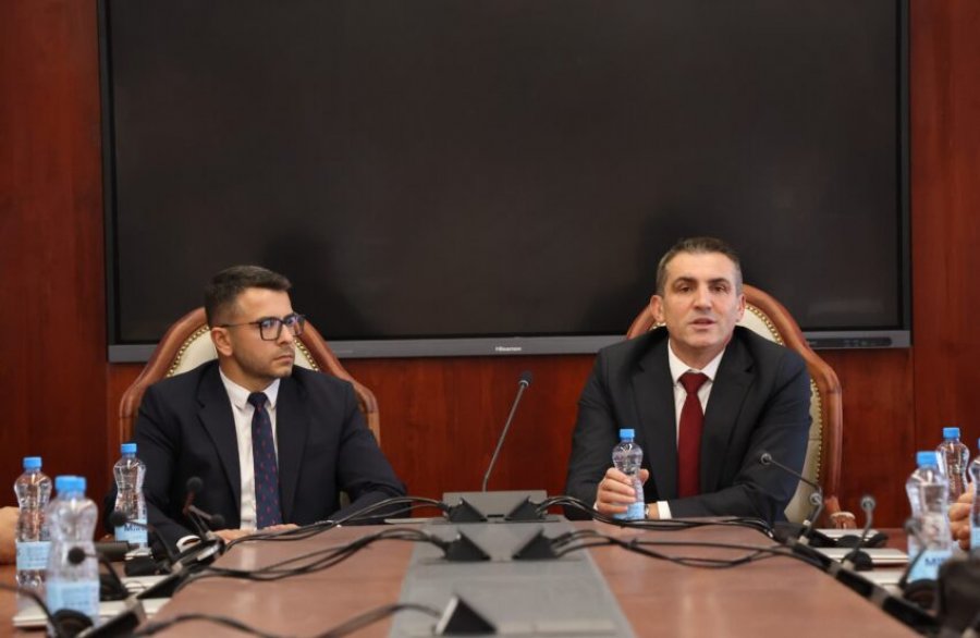 Gashi viziton tri prokurori në Prishtinë, kërkon më shumë efikasitet dhe llogaridhënie