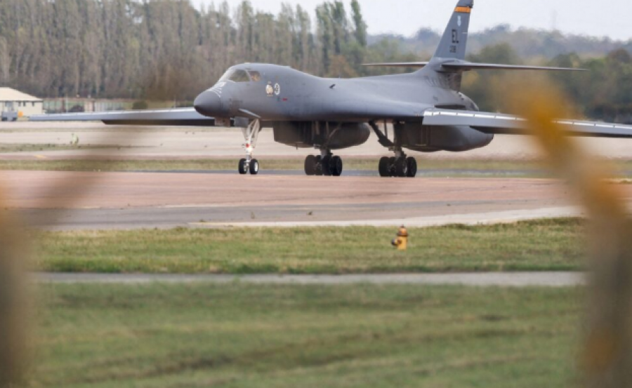 Britania i vjen në ndihmë Arabisë Saudite  dërgon avionë luftarakë për ta mbrojtur nga sulmet e rebelëve Huthi