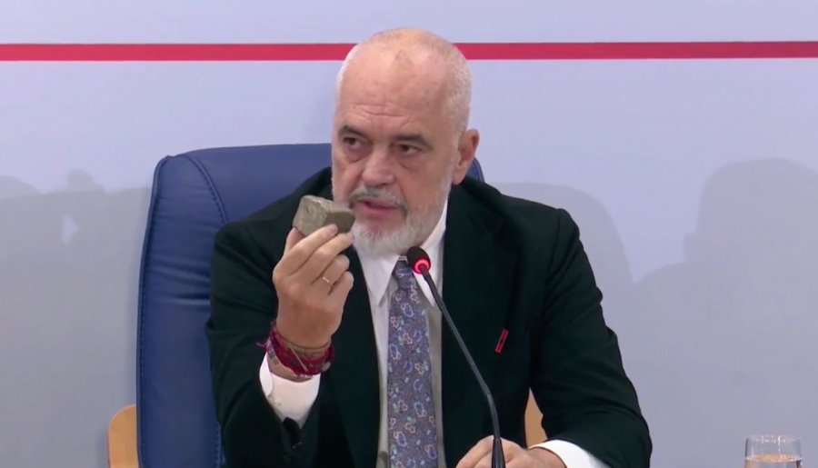 Rama  Aktorë të huaj po i hedhin benzinë zjarrit  në protestë të rinj të maskuar dhe të paguar për të sulmuar policinë