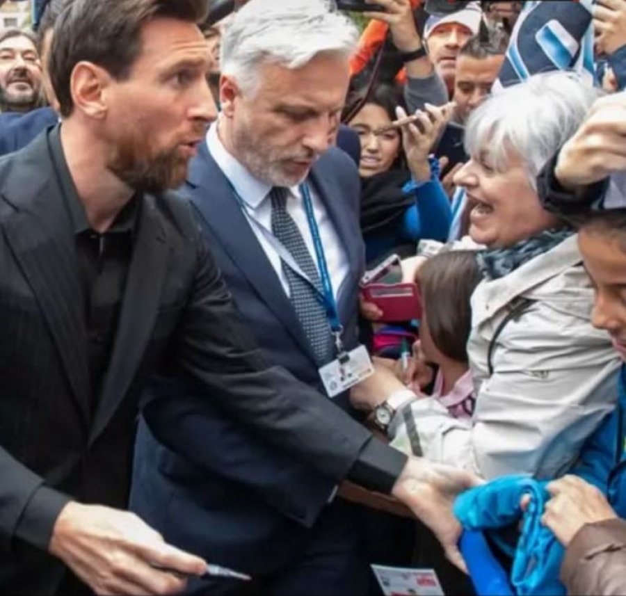 Ethe për Leo Messin në Oviedo, qindra tifozë e presin me brohoritje dhe duartrokitje