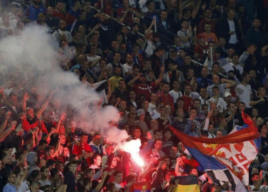 Serbia dënohet nga UEFA, ndeshja ndaj Gjermanisë do të luhet pa tifozë