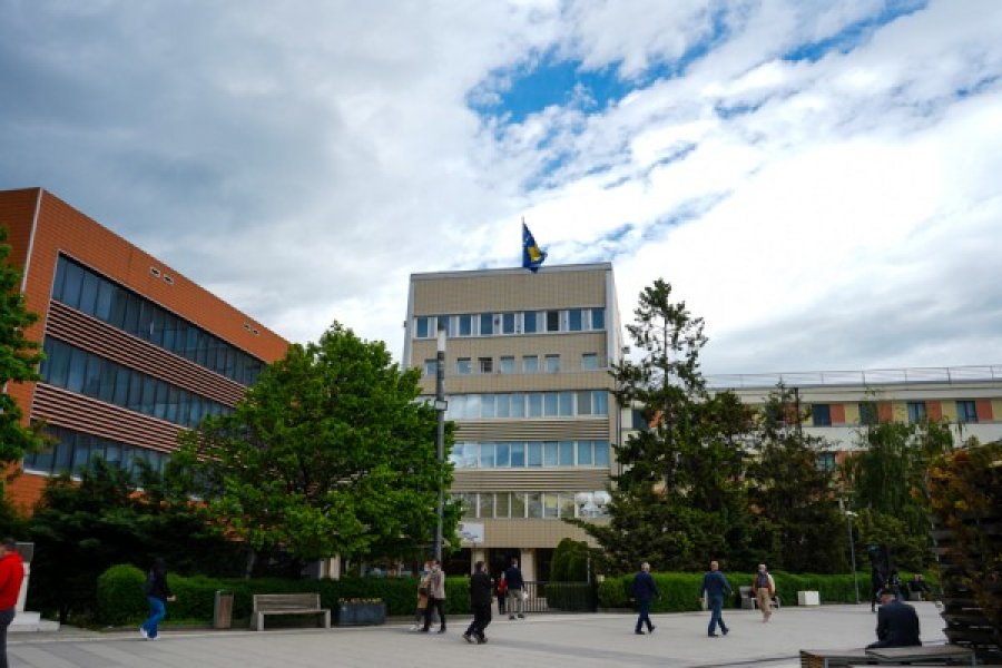 mblidhen-dy-komisione-parlamentare-shqyrtohet-projektligji-per-byrone-shteterore