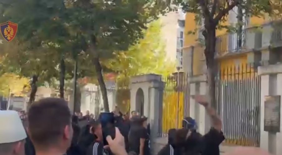 Policia: Protestuesit të distancohen nga personat e maskuar e të dhunshëm, do merren masa