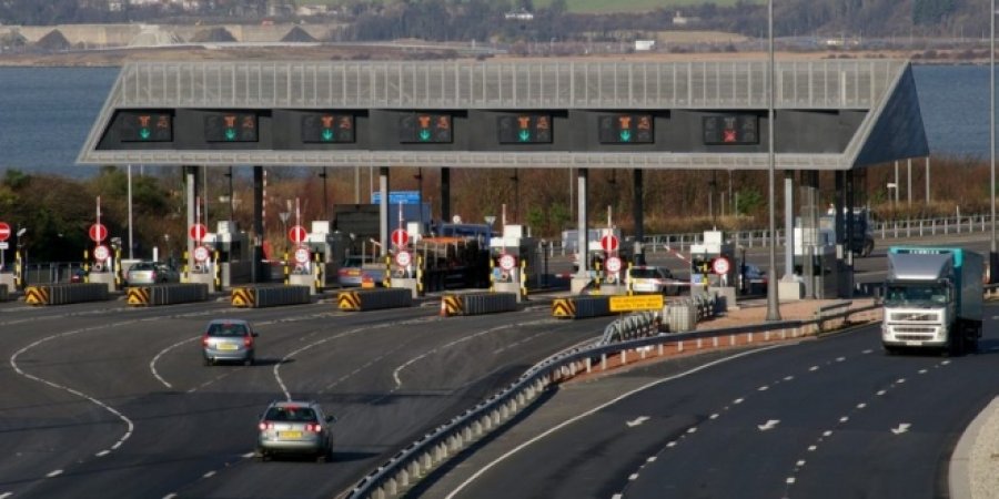 ministria-e-infrastruktures-se-shqiperise-s-ka-plane-per-ndryshim-te-cmimit-ne-rrugen-e-kombit
