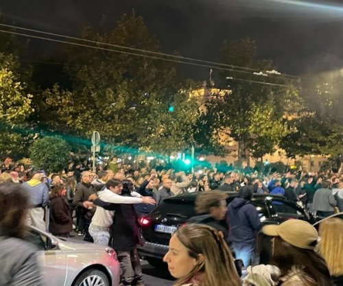 Lista Studentore shpall fitoren në zgjedhje, festime në rrugët e Beogradit