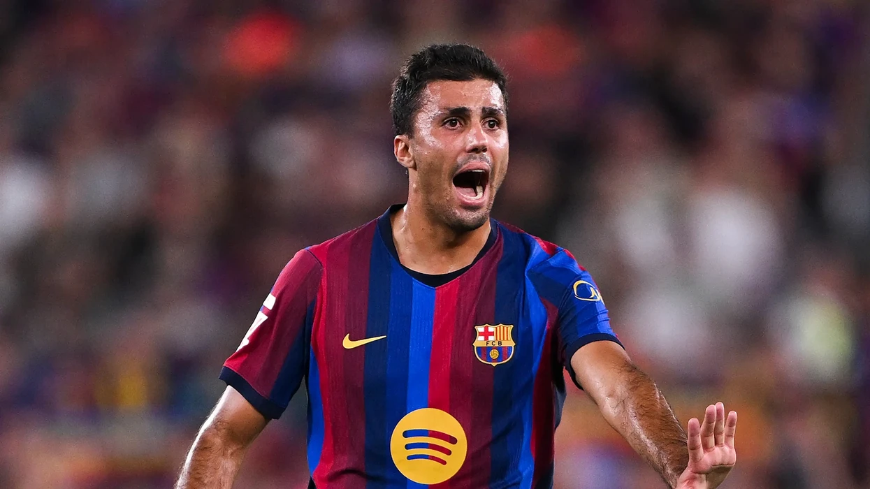 Rodri mesazh bashkëlojtarëve para “El Clasicos”: Mos e nënvlerësoni Real Madridin