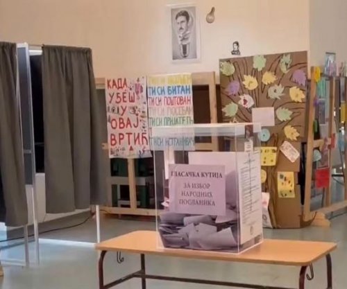 Mbyllen vendvotimet në Serbi, mbi 67% pjesëmarrja deri në orën 19:00
