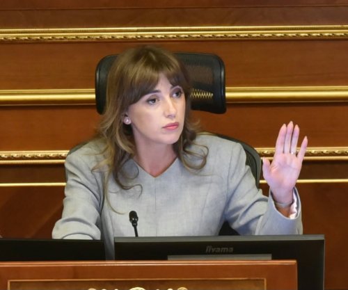 Përplasje mes Haxhiut dhe Hazirit në Kuvend gjatë debatit për vrasjen e Arlindës