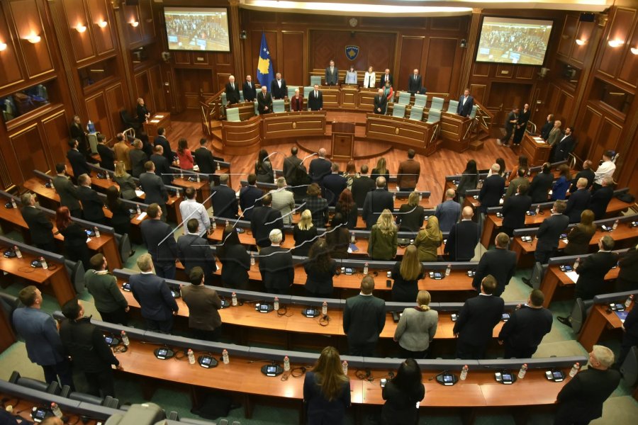 Miratohet rezoluta për mbrojtjen e grave