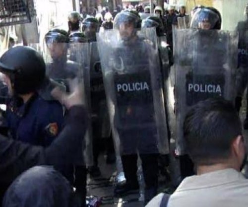 Avokati shqiptar kërkon nga SPAK-u hetimin për protestat