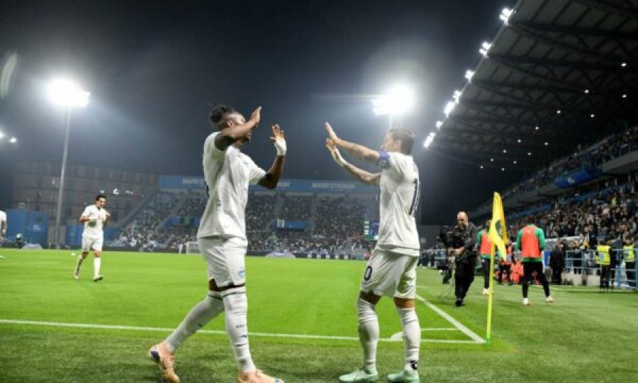 Lazio e “shkatërron” Sassuolon, fiton thellë në udhëtim dhe mban kreun e tabelës