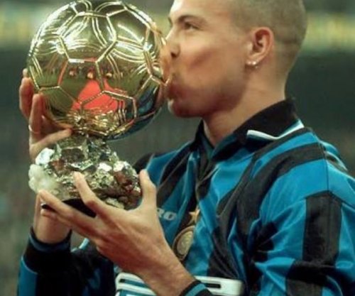 Ronaldo Nazário e mban rekordin si lojtari më i ri që e ka fituar Topin e Artë