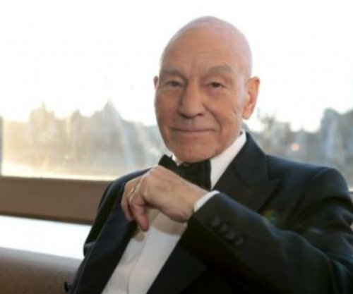  Vdes aktori i famshëm britanik Patrick Stewart, i famshëm me rolet e tij në ”Stra trek” dhe “X men”