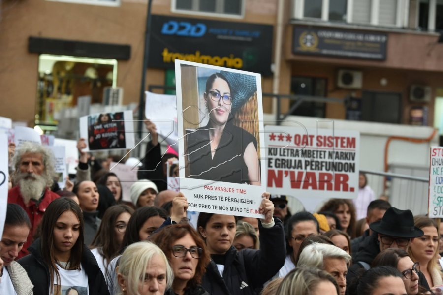 Nis dita e dytë e protestës pas vrasjes së Arlinda Zekajt