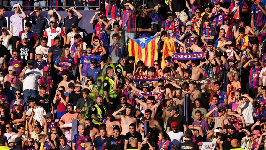 Barcelona i përshpejton shitjet  synon t i arkëtojë 80 milionë euro nga Camp Nou