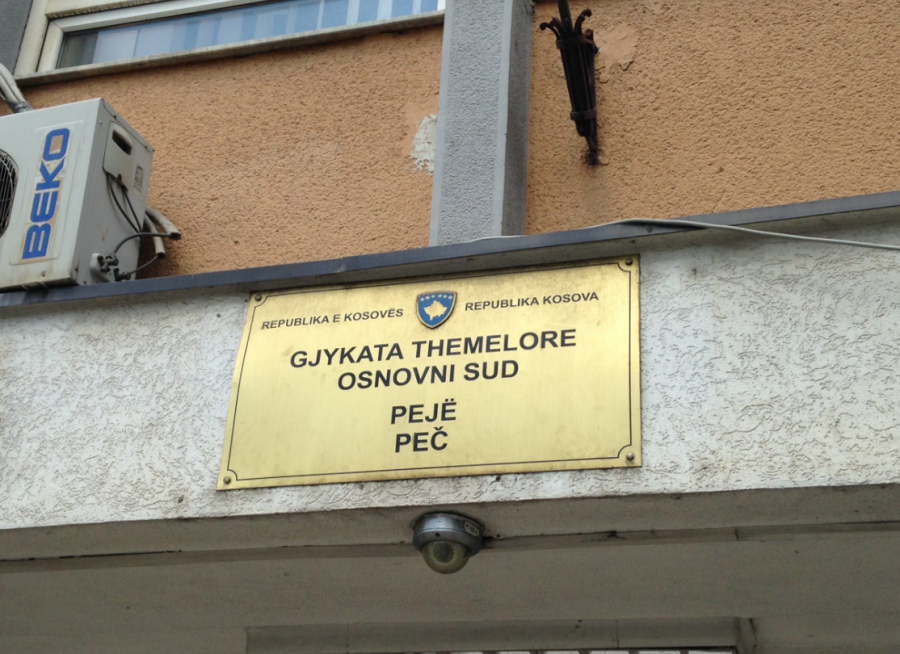 Avokatja e Albert Sylajt në seancë dëgjimore: Ai u vetëdorëzua për hatër të nënës, ishte në gjendje të bënte vetëvrasje