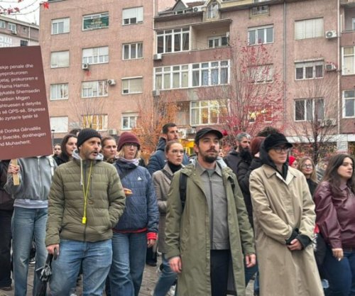 Nga sheshi “Zahir Pajaziti”, protestuesit nisen drejt Ministrisë së Drejtësisë