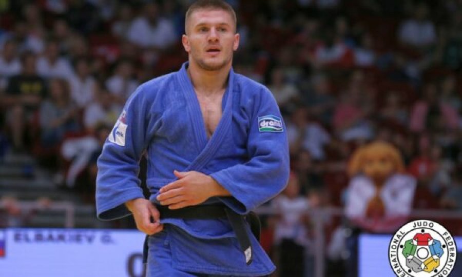 Akil Gjakova mposhtet në çerekfinale, vazhdon në repesazh për medaljen e bronztë