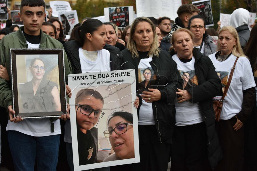 Nis protesta në Pejë  kërkohet llogari dhe drejtësi për Arlindën