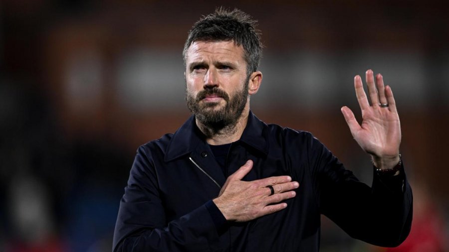 Carrick: Nuk jam i befasuar që jam ende trajner i Man Utd